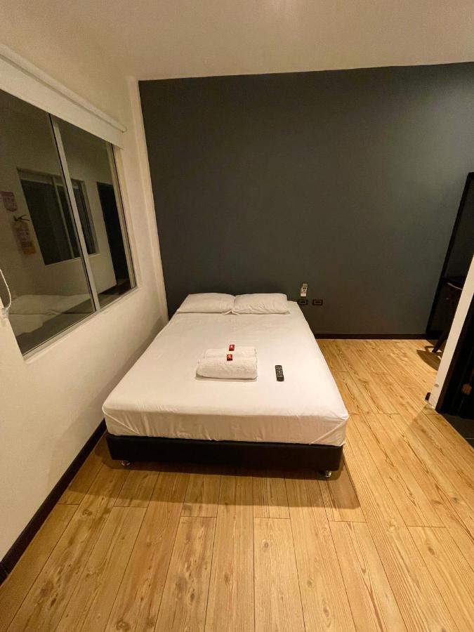Zugi Inn Hotel Leticia Ngoại thất bức ảnh
